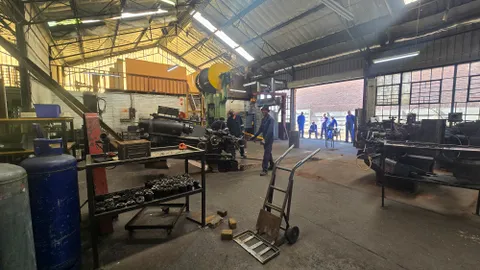 7 Mpande Rd, Sebenza (17)